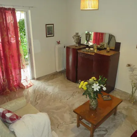 Byron Traditional Center Apartmán *